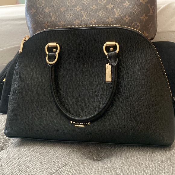 Coach Katy Satchel Purse - Picture 5 of 9